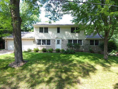 Homes For Sale - 3931 Huntingdon Drive<br/> Hopkins, MN 55305