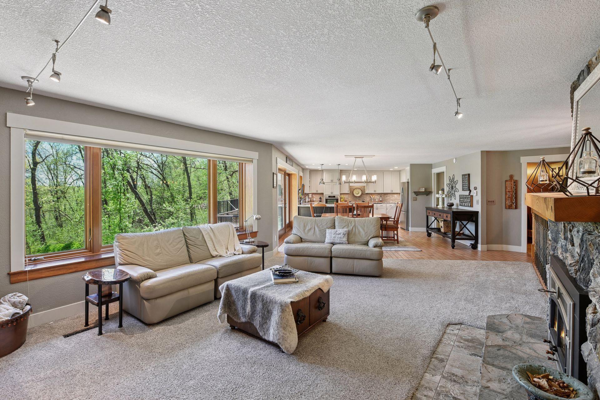214 Plainview Drive, River Falls, Wisconsin image 8