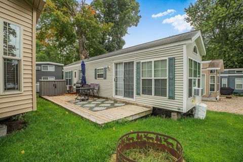 Homes For Sale - 7870 Cottage Lane<br/> Douglas County, Alexandria, MN 56308