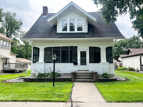 Homes For Sale - 275 7th Avenue<br/> Granite Falls, MN 56241