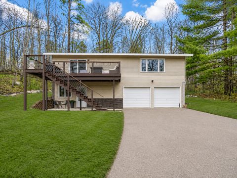 Homes For Sale - 4700 Wilderness Road<br/> Crow Wing County, Pequot Lakes, MN 56472