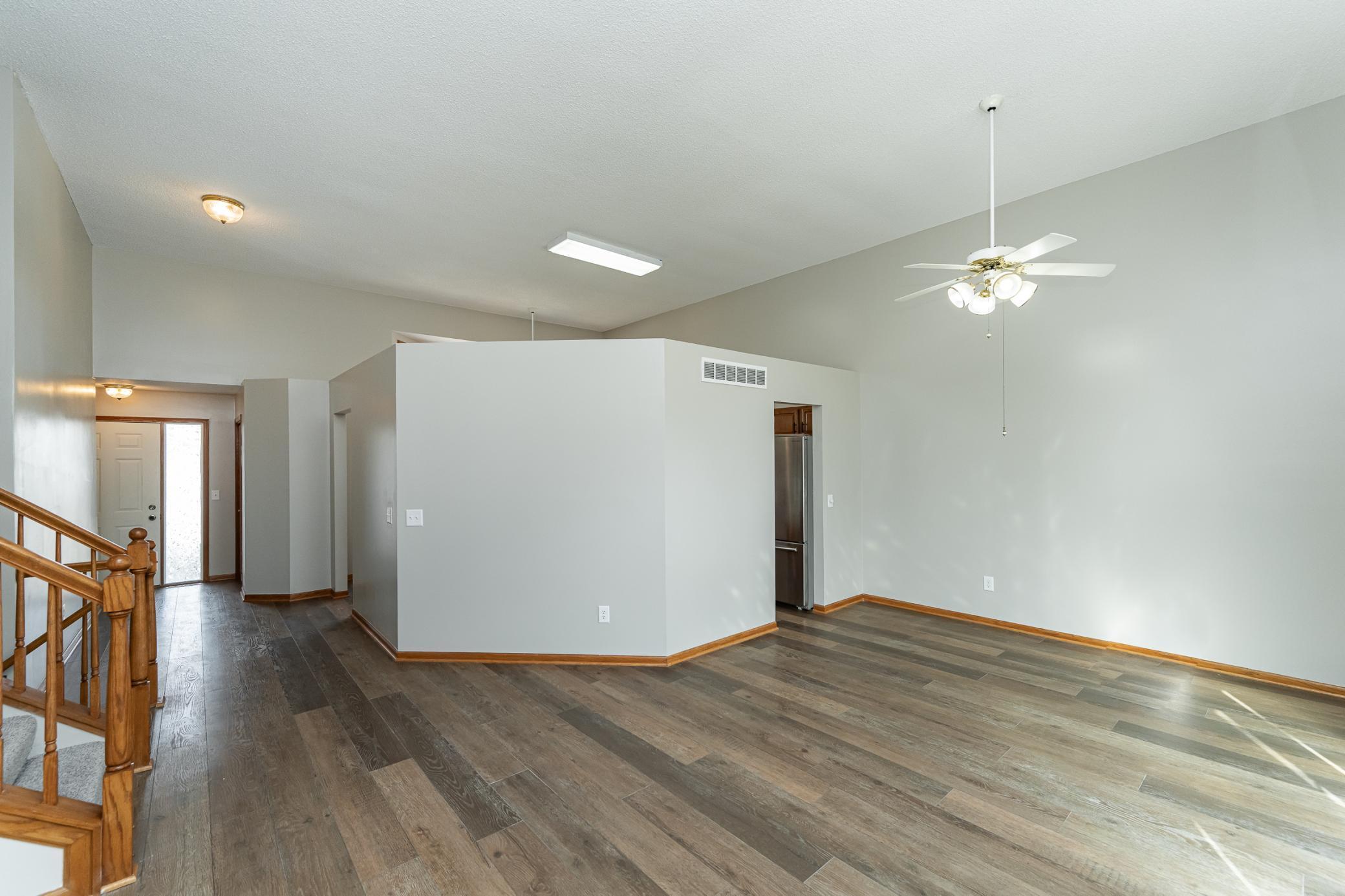 5216 Castlewood Lane, Rochester, Minnesota image 2