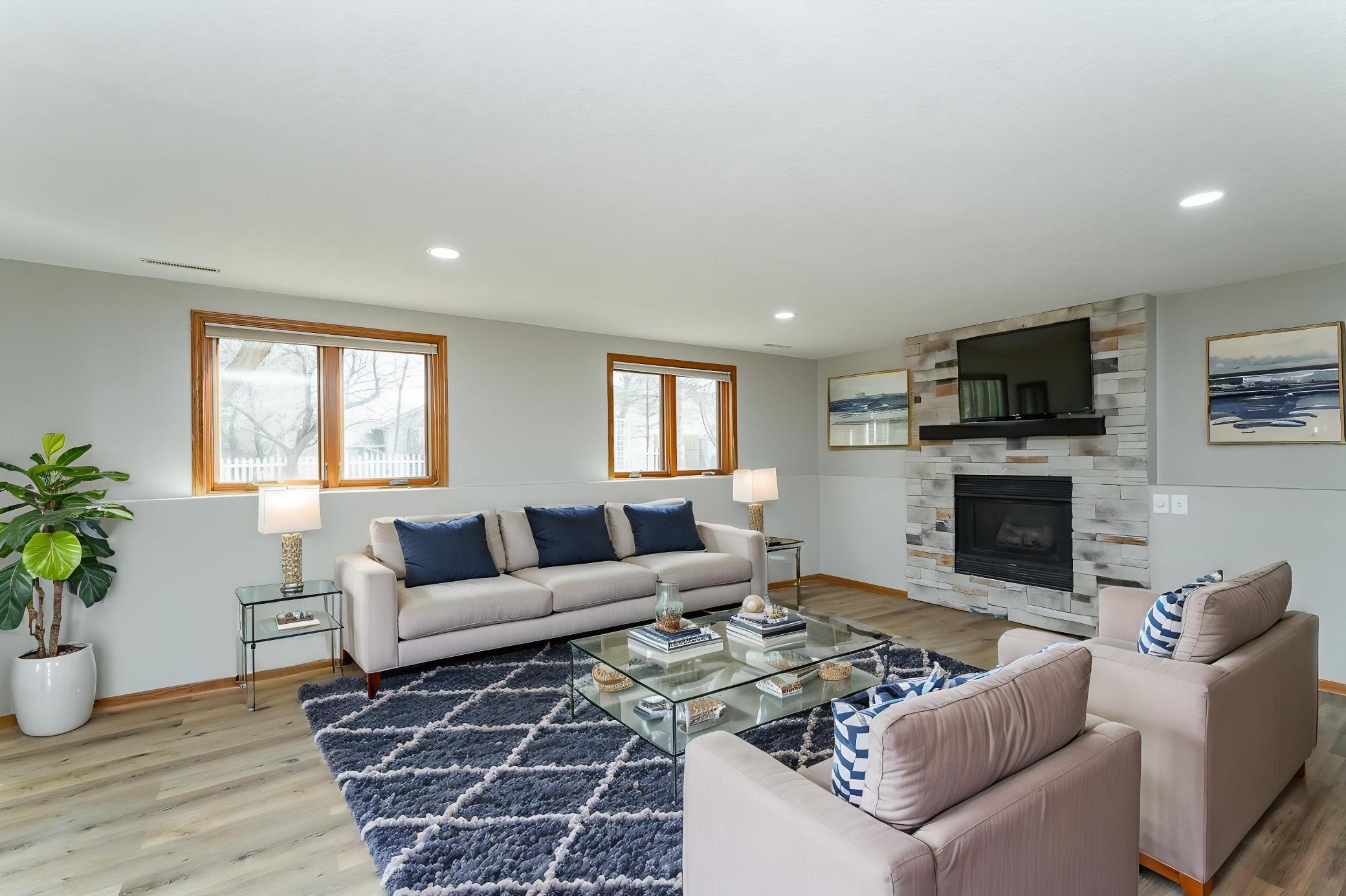 5216 Castlewood Lane, Rochester, Minnesota image 17