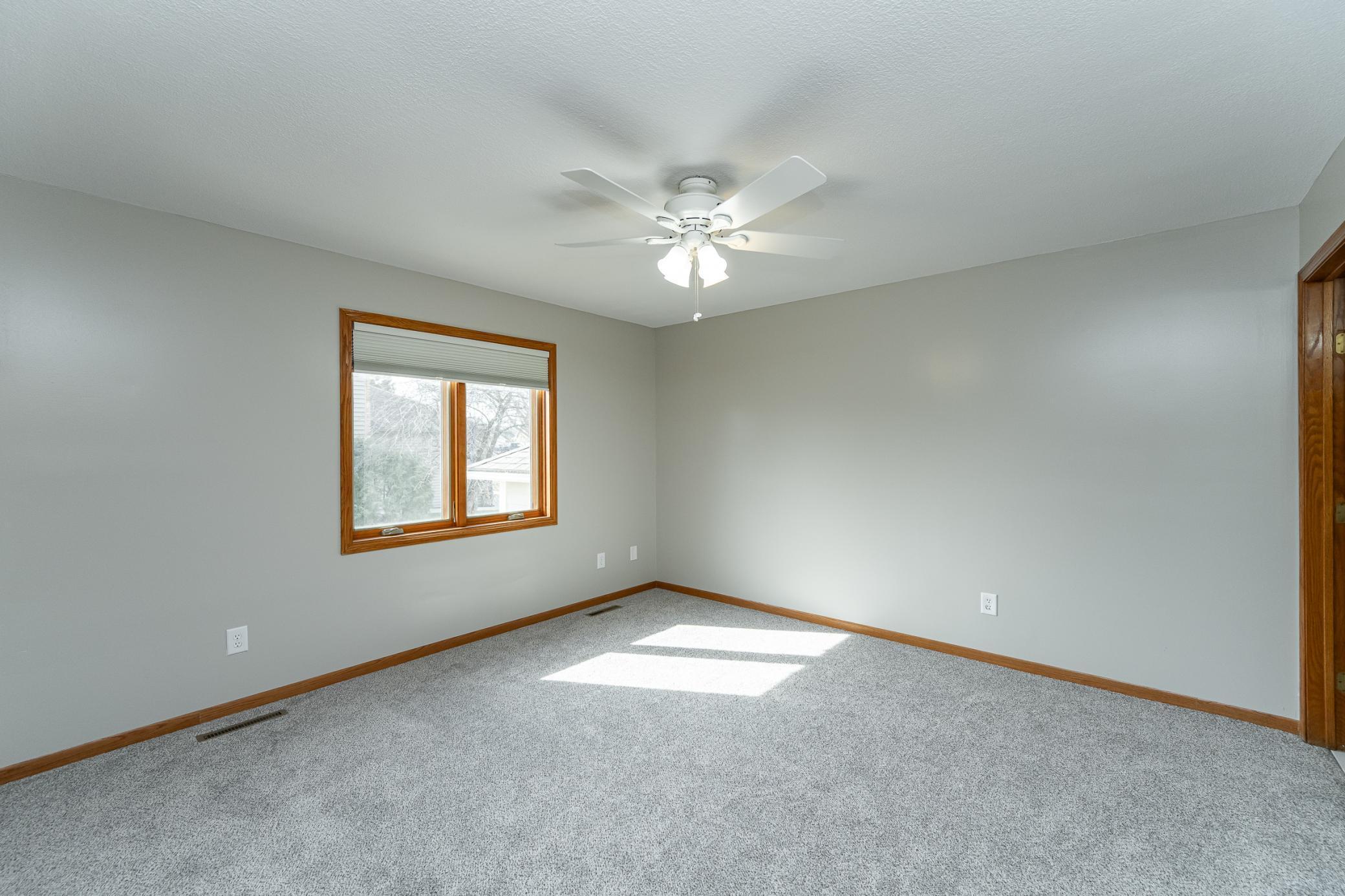 5216 Castlewood Lane, Rochester, Minnesota image 11