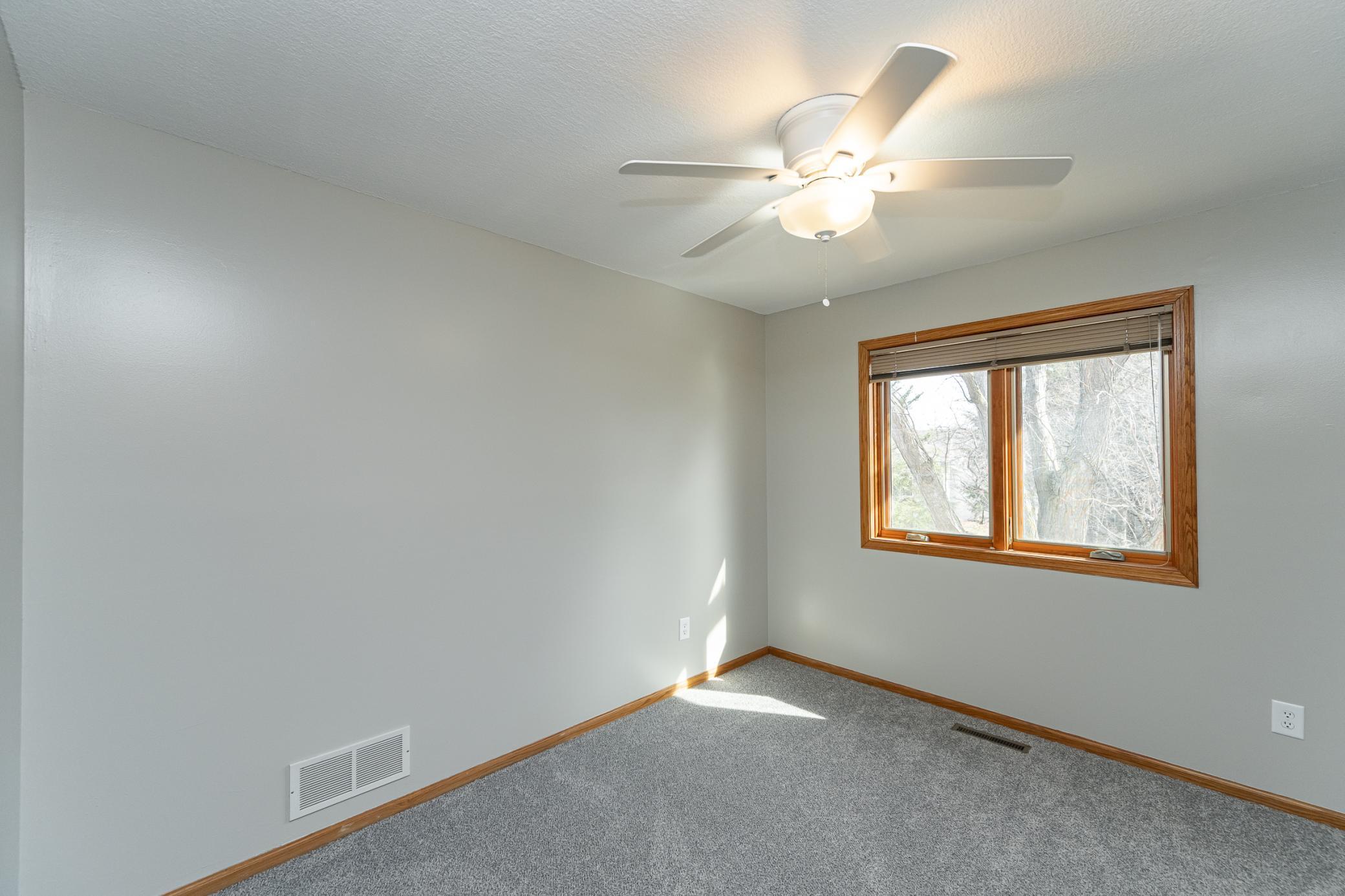 5216 Castlewood Lane, Rochester, Minnesota image 12