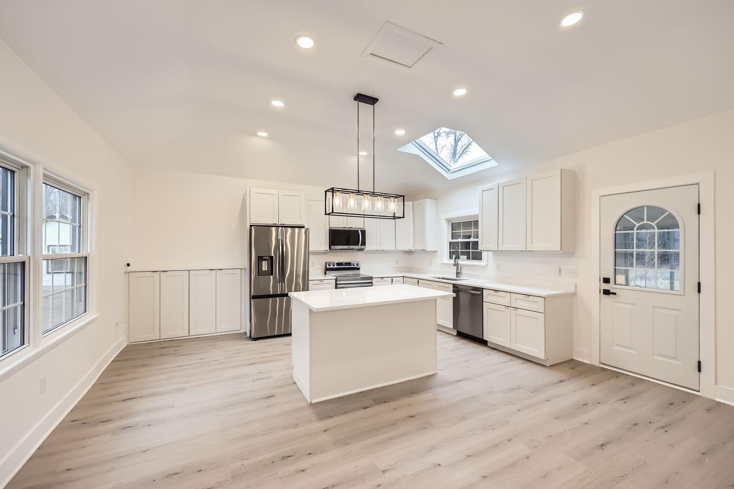 2270 Old Bridge Lane, Hastings, Minnesota image 1