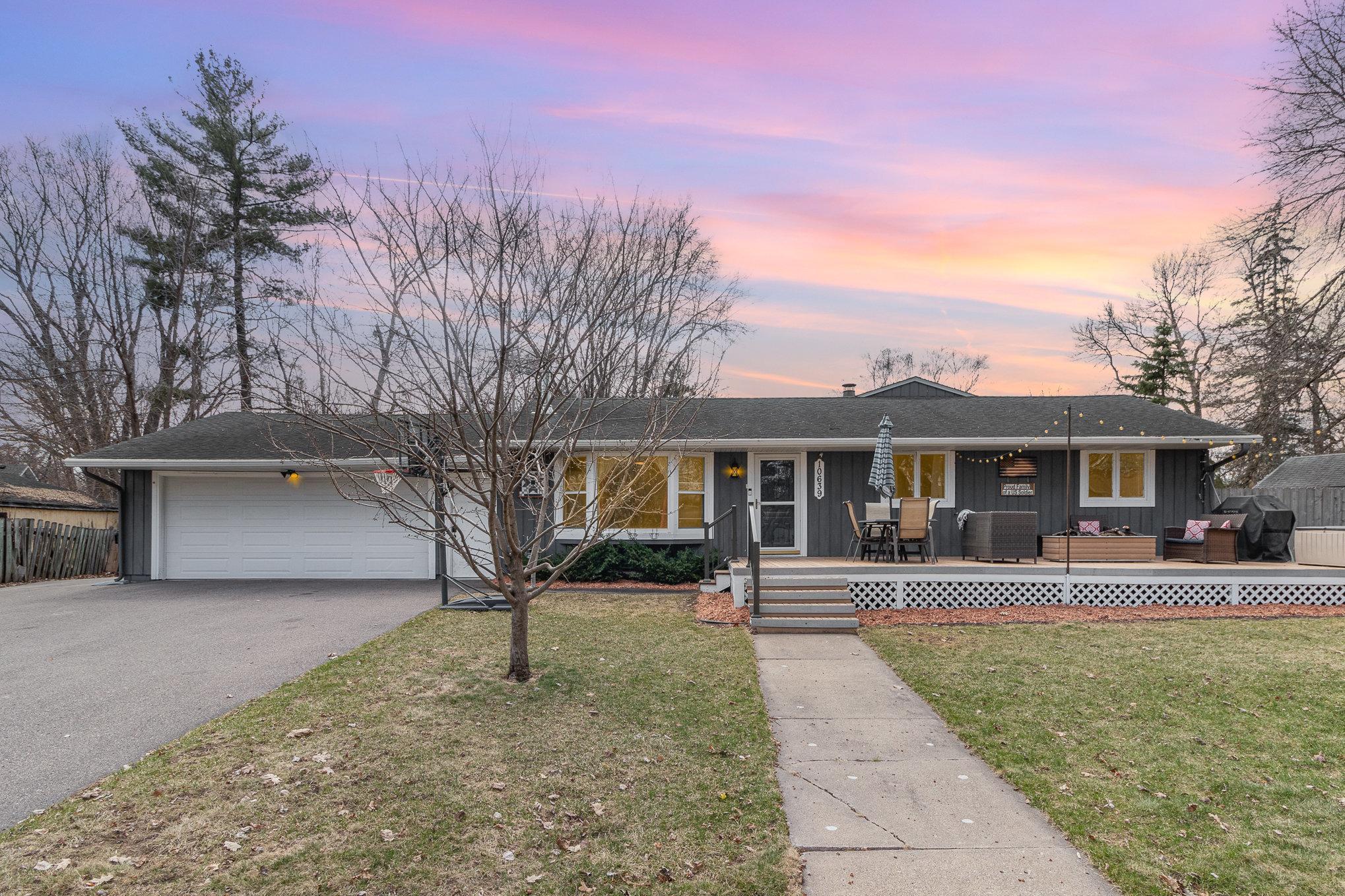 10639 Hayes Street, Chisago City, Minnesota image 1