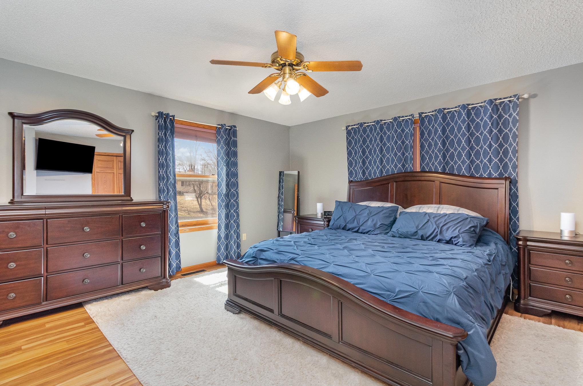 10639 Hayes Street, Chisago City, Minnesota image 9