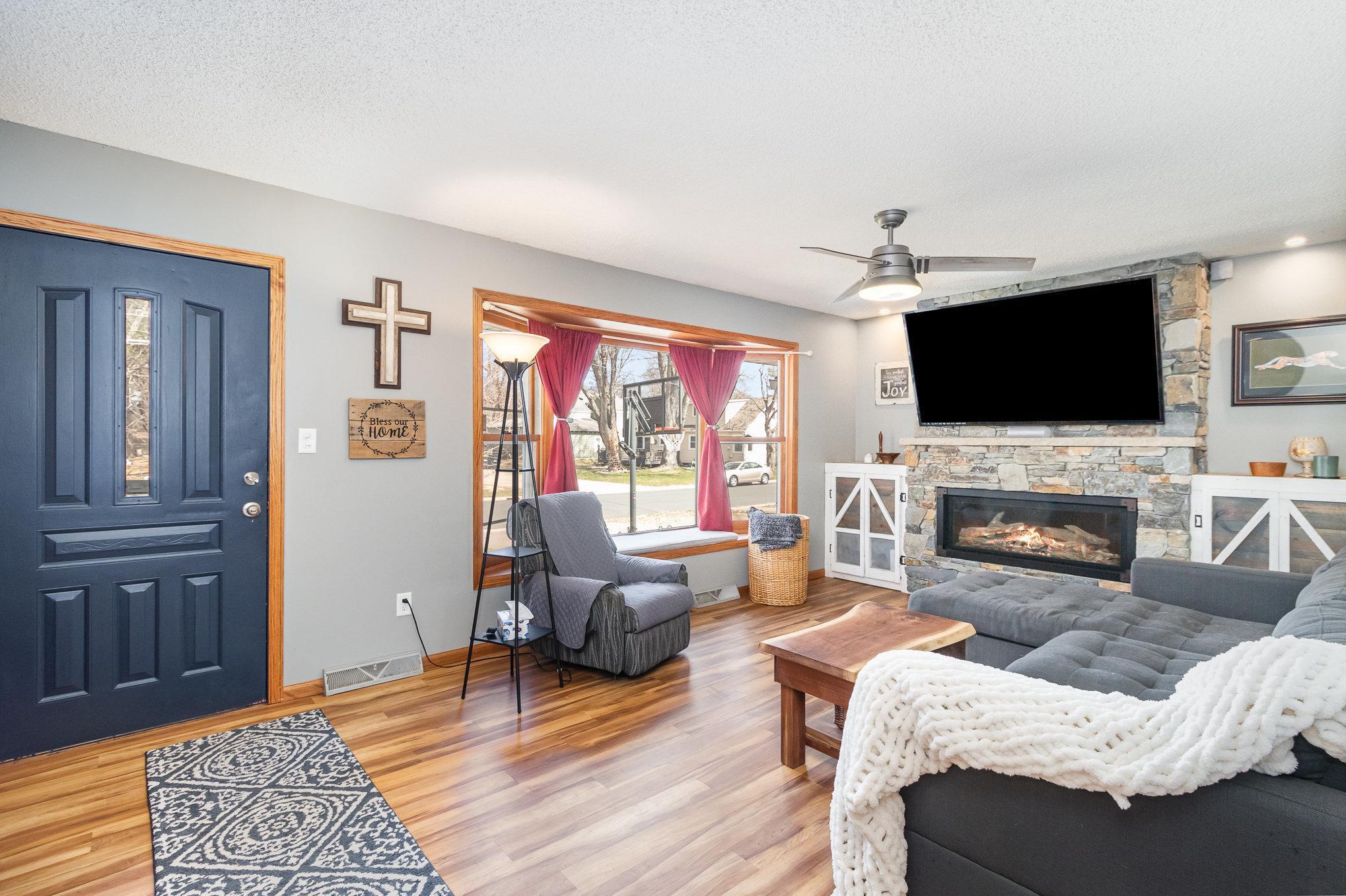 10639 Hayes Street, Chisago City, Minnesota image 4