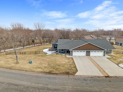 Townhouse For Sale - 1933 4th Avenue<br/> Baldwin, WI 54002