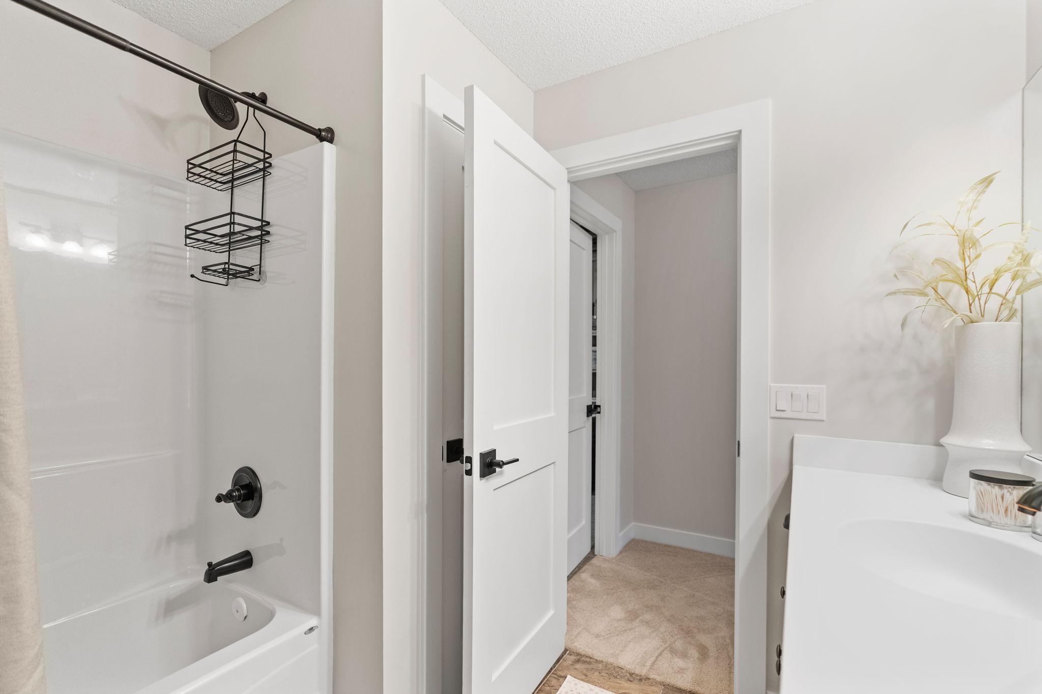 10780 Lyndale Bluffs Trail, Minneapolis, Minnesota image 40
