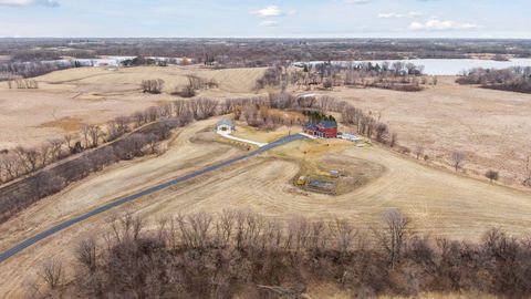Homes For Sale - 1744 County Road 7<br/> Maple Lake, MN 55358