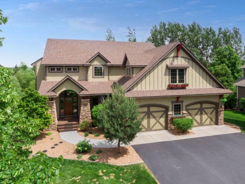 Homes For Sale - 8455 Duck Trail<br/> Victoria, MN 55386
