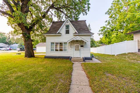 Homes For Sale - 505 8th Avenue<br/> Alexandria, MN 56308