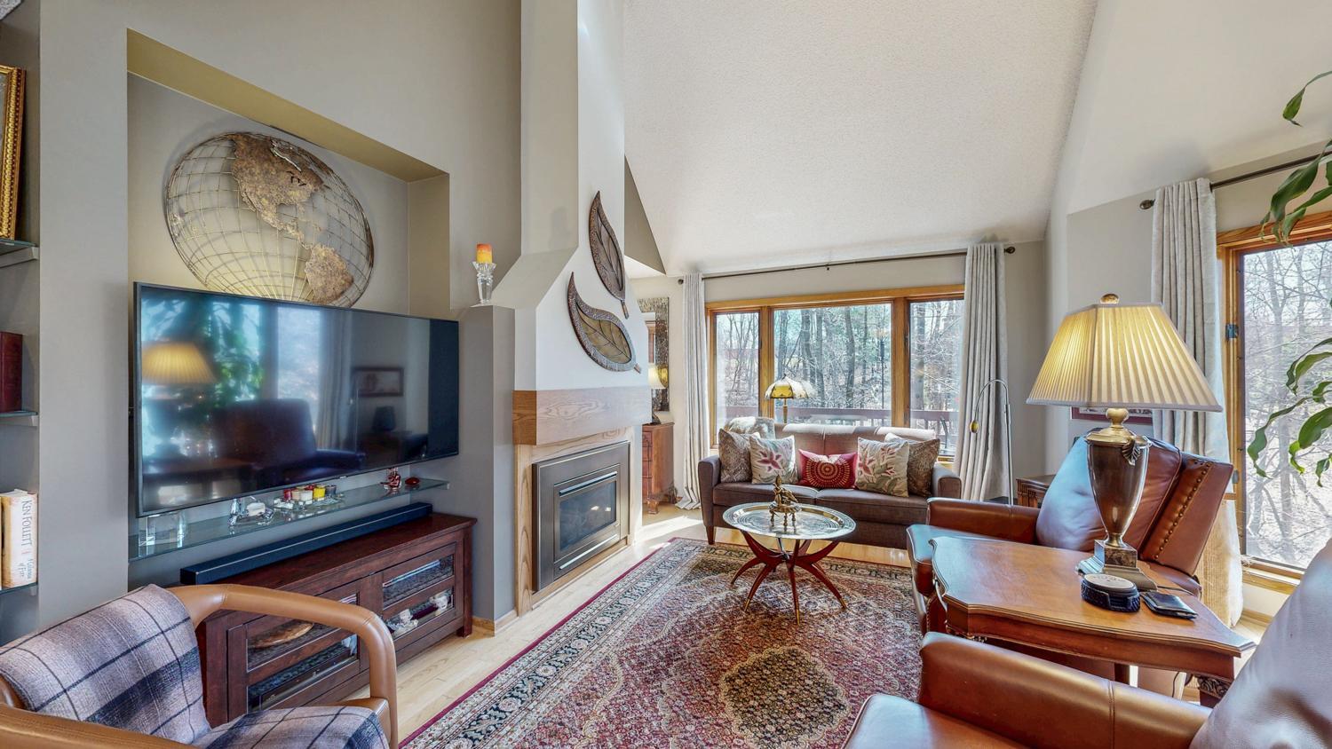 742 Northern Hills Drive, Rochester, Minnesota image 9
