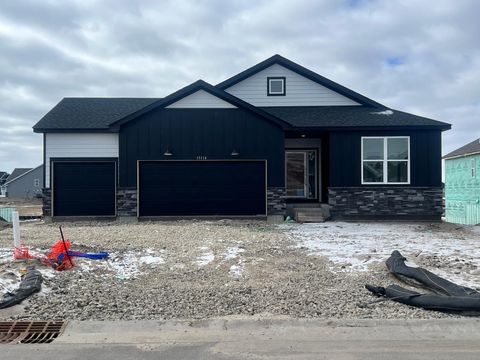 Homes For Sale - 15114 Quince Street<br/> Andover, MN 55304