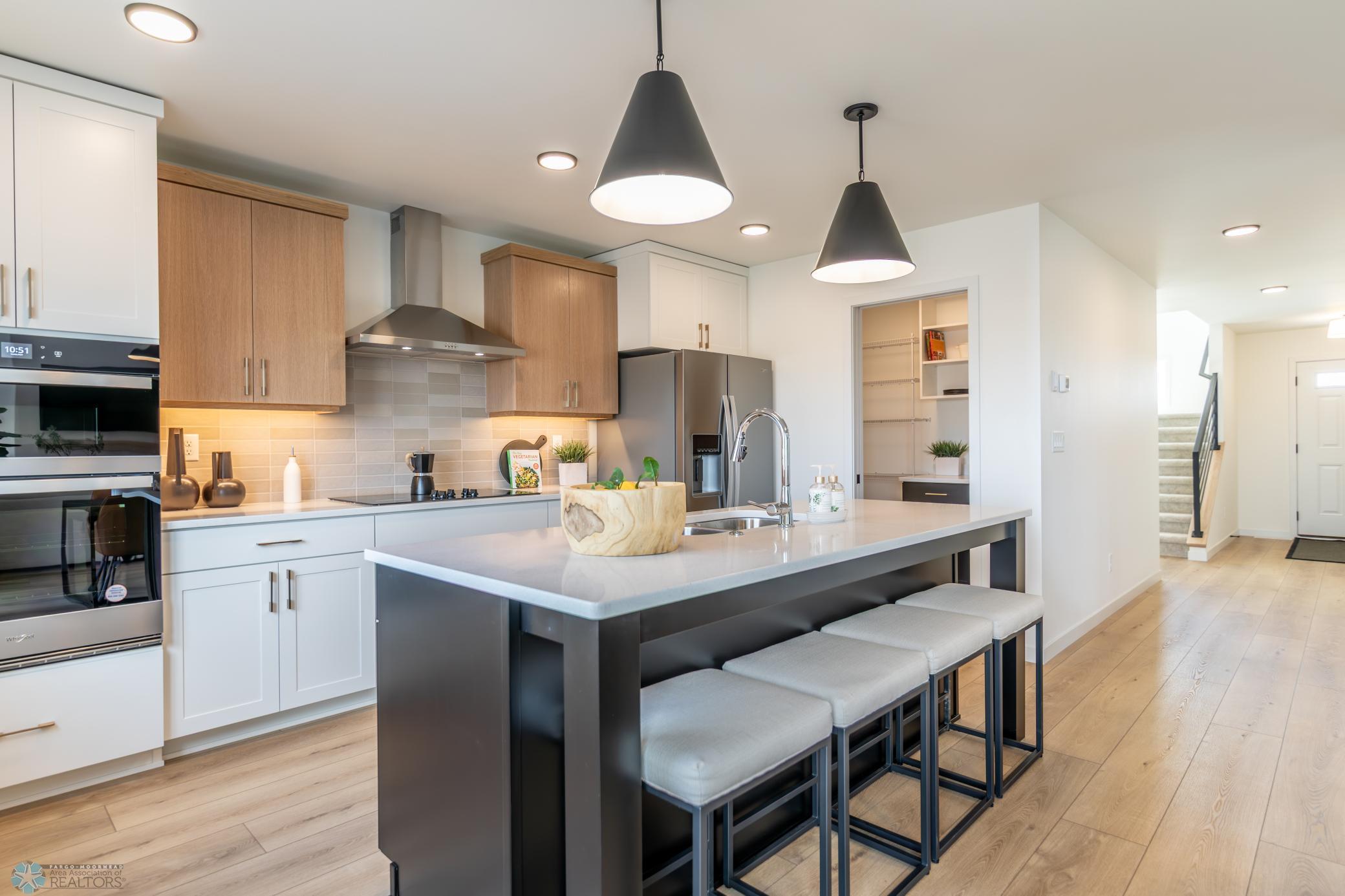 Horace, North Dakota 58047, United States, 4 Bedrooms Bedrooms, ,3 BathroomsBathrooms,Residential,Active,133378