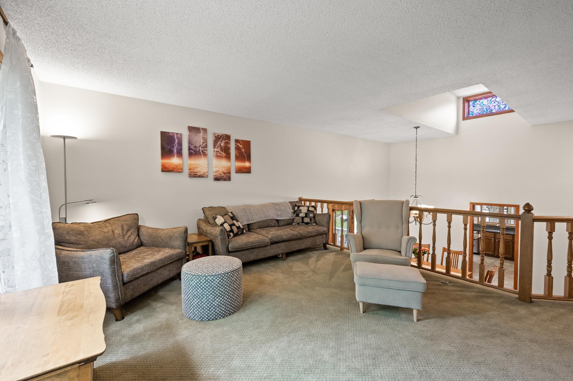 778 Sunset Drive, Eagan, Minnesota image 12