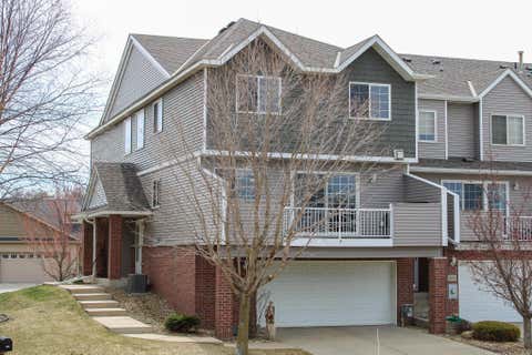 Townhouse For Sale - 610 Shardlow Lane<br/> Byron, MN 55920