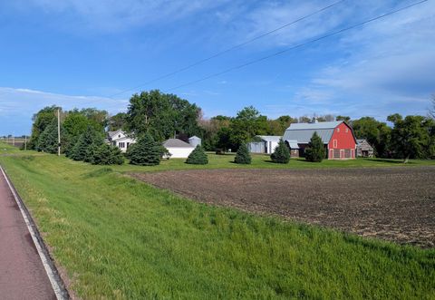 Homes For Sale - 27600 County Road 18<br/> Brown County, Comfrey, MN 56019