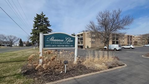 Condo For Sale - 1855 Silver Bell Road<br/> Saint Paul, MN 55122