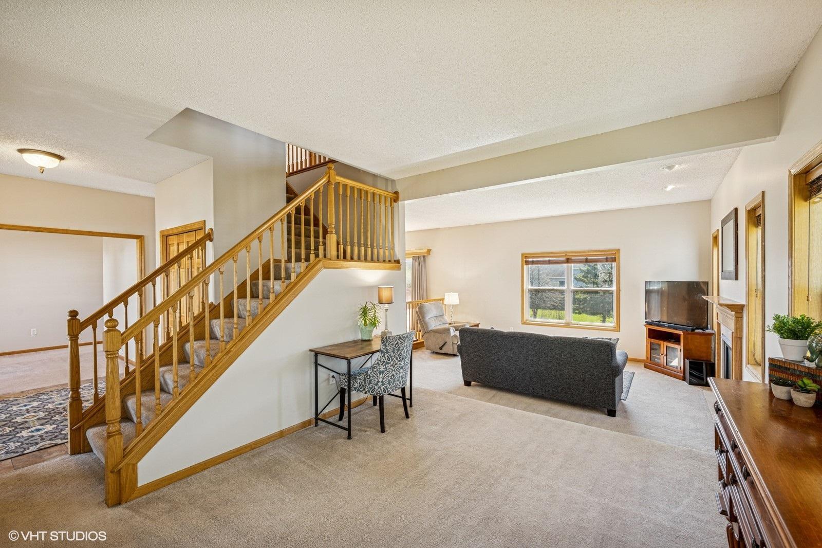 13984 Starlite Drive, Rogers, Minnesota image 8