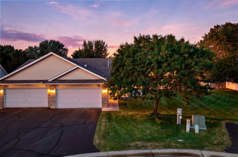 Townhouse For Sale - 2865 117th Avenue<br/> Coon Rapids, MN 55433