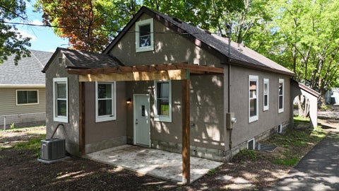 Homes For Sale - 4158 Zane Avenue<br/> Hennepin County, Minneapolis, MN 55422