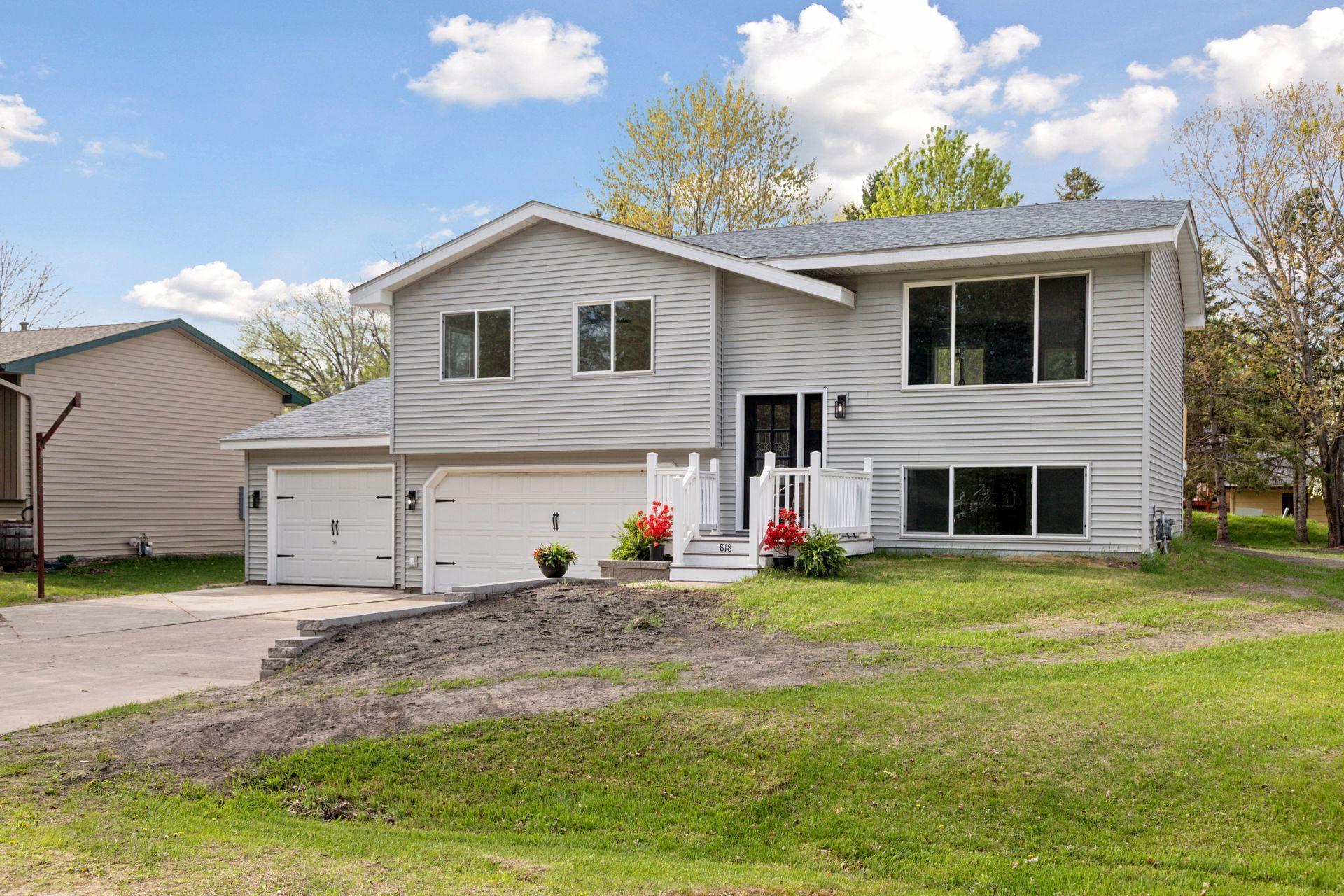 818 Olive Street, Circle Pines, Minnesota image 4