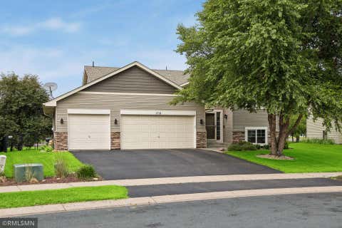 Homes For Sale - 1719 Gotland Lane<br/> Scott County, Shakopee, MN 55379