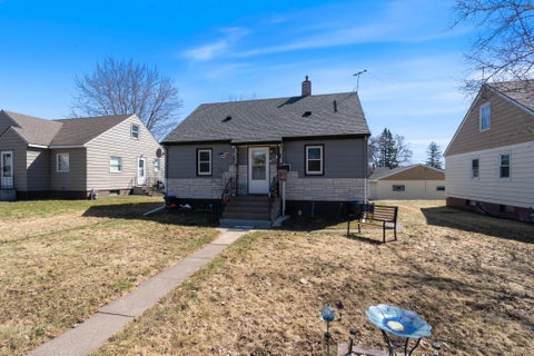 Homes For Sale - 28 N 66th Avenue<br/> Duluth, MN 55807
