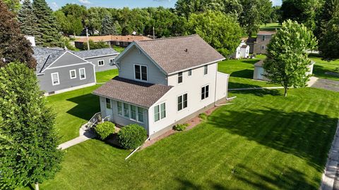 Homes For Sale - 407 E Fairview Avenue<br/> Renville County, Olivia, MN 56277