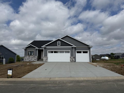 Homes For Sale - 1693 Cherry Street<br/> Mazeppa, MN 55956