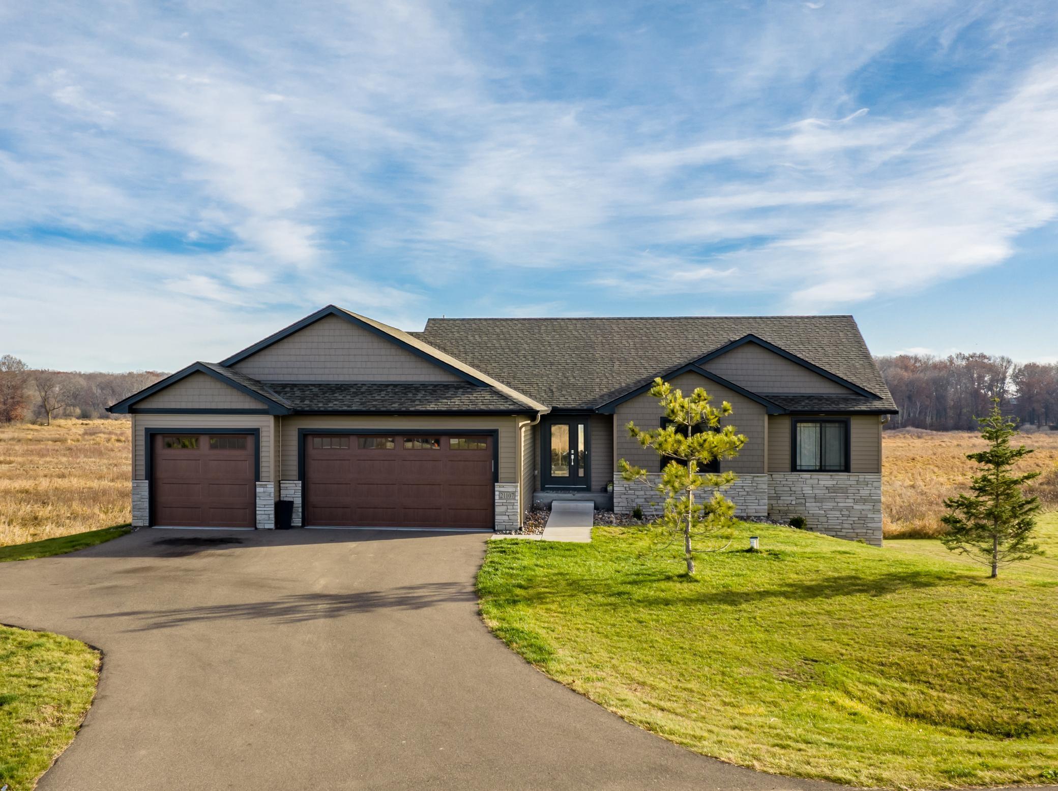 21107 NE Ghia Street, East Bethel, Minnesota image 2
