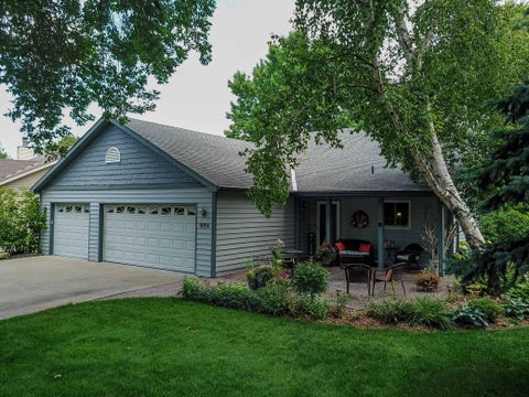 Homes For Sale - 9094 Jensen Avenue<br/> Cottage Grove, MN 55016