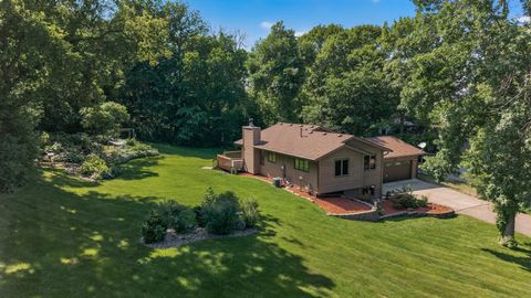 Homes For Sale - 505 Zinnia Lane<br/> Minneapolis, MN 55441