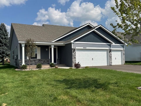 Homes For Sale - 9820 Upper 89th Street<br/> Cottage Grove, MN 55016