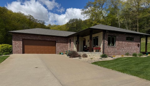 Homes For Sale - 2760 Oakhurst Drive<br/> Wabasha County, Lake City, MN 55041