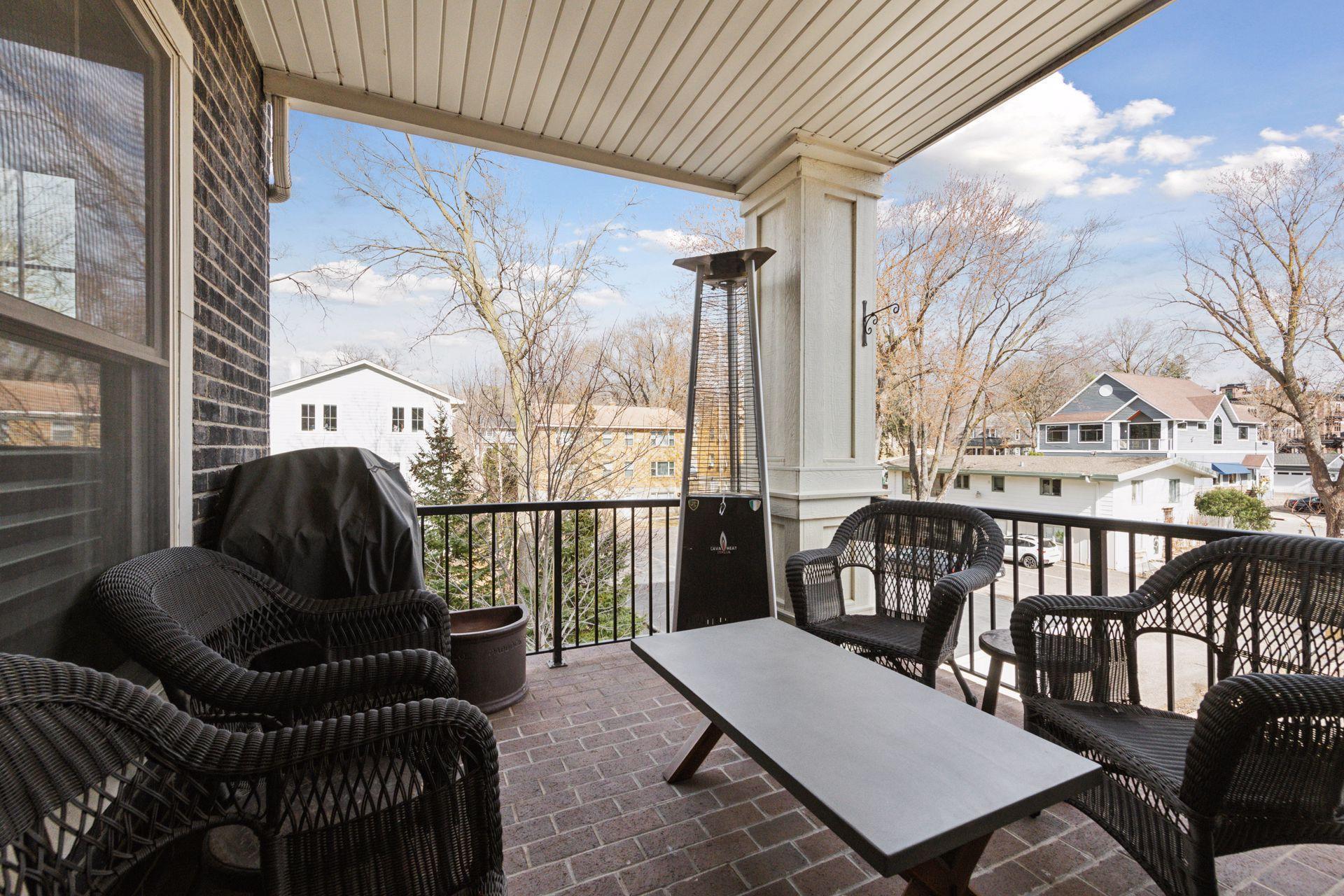415 Indian Mound Street #103, Wayzata, Minnesota image 9