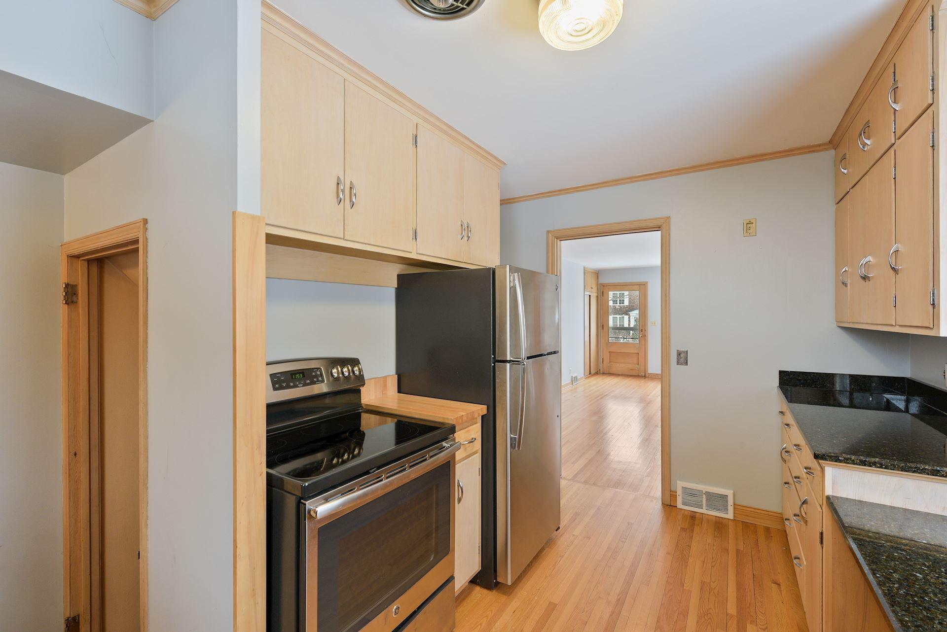 720 Wayzata Boulevard, Wayzata, Minnesota image 10