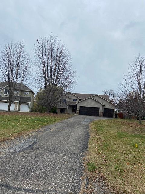 11922 N Meadow Curve, Lindstrom, Minnesota image 1
