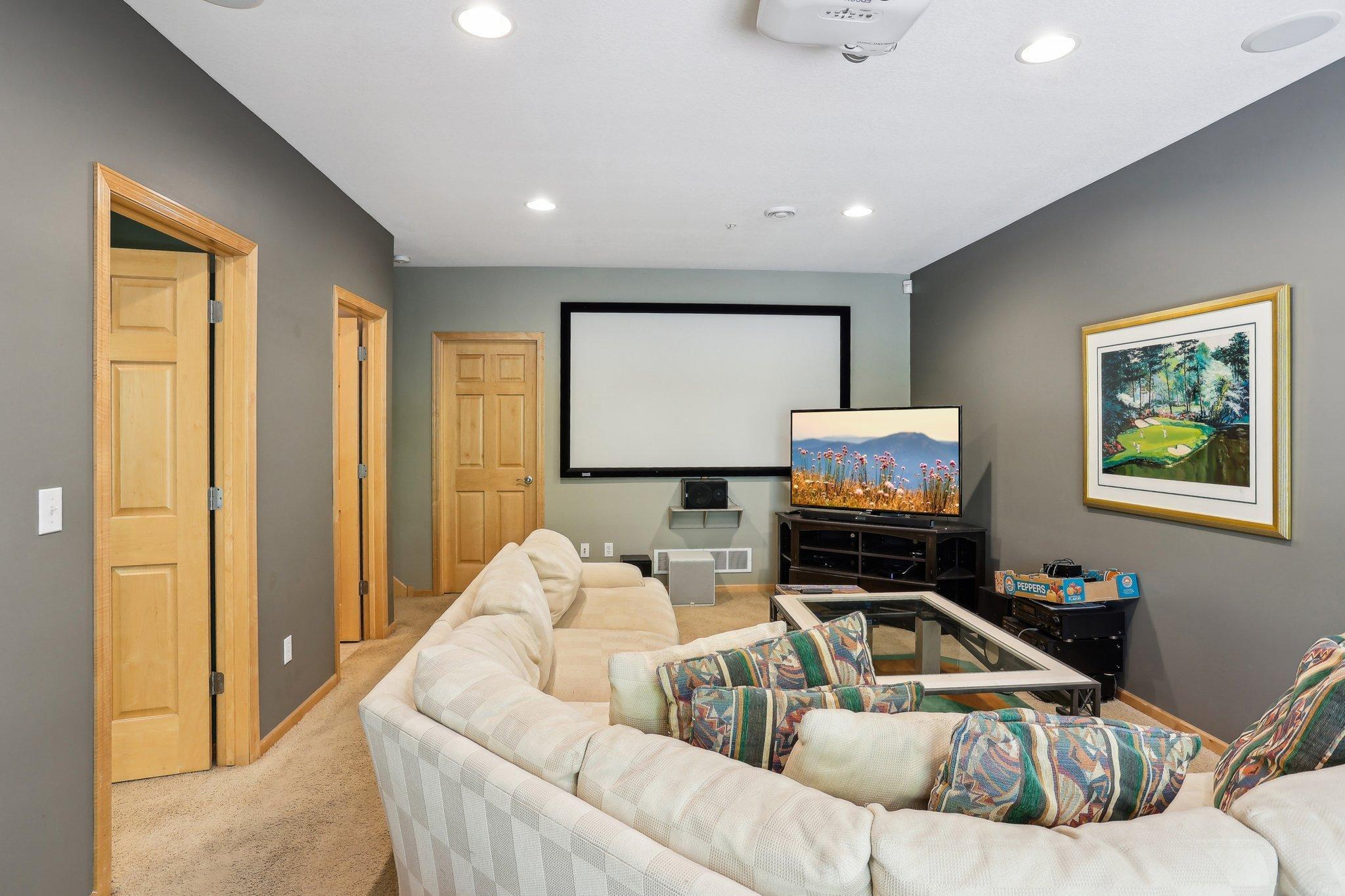 15561 Lilac Drive, Eden Prairie, Minnesota image 32