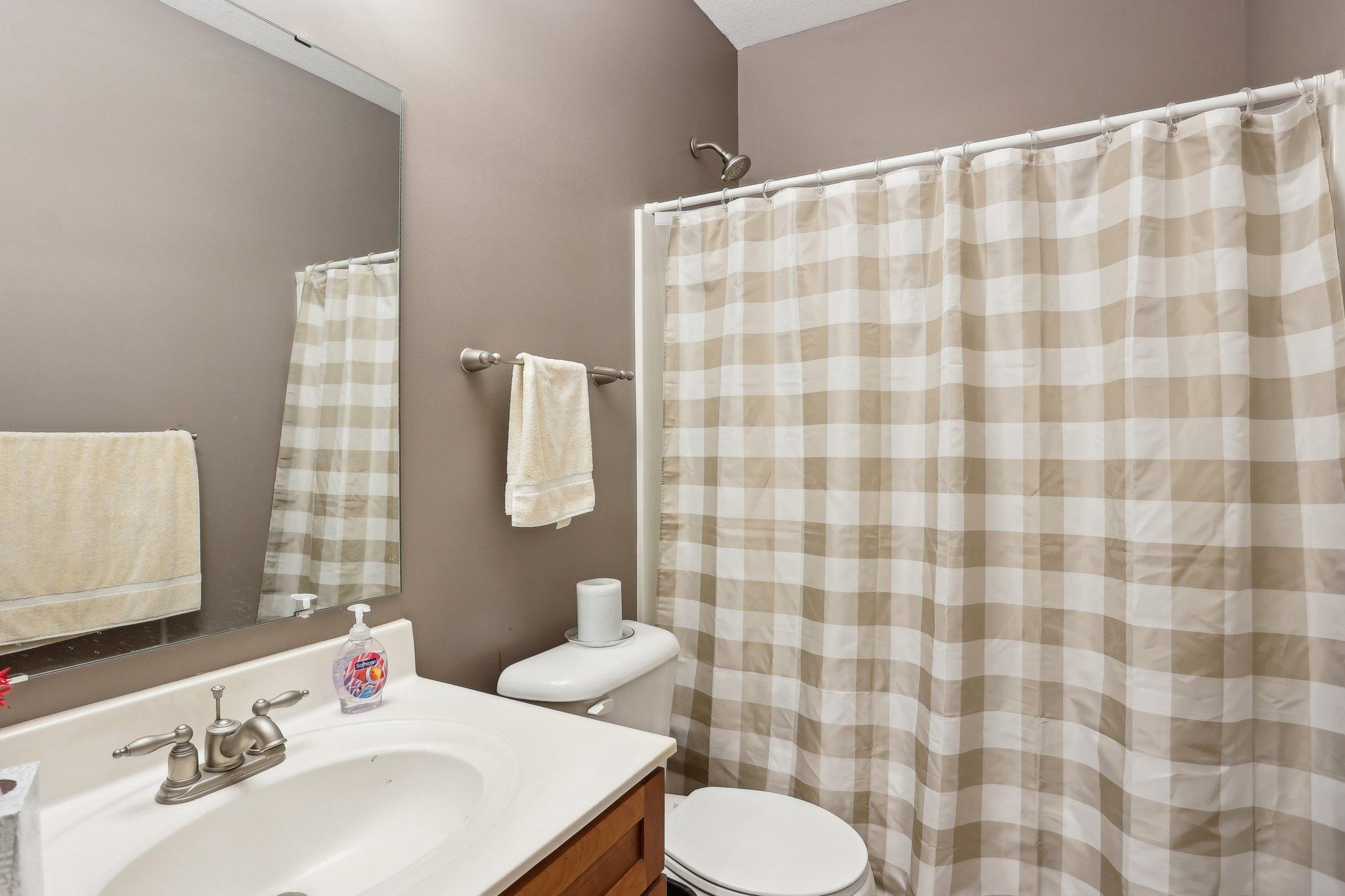 15561 Lilac Drive, Eden Prairie, Minnesota image 29