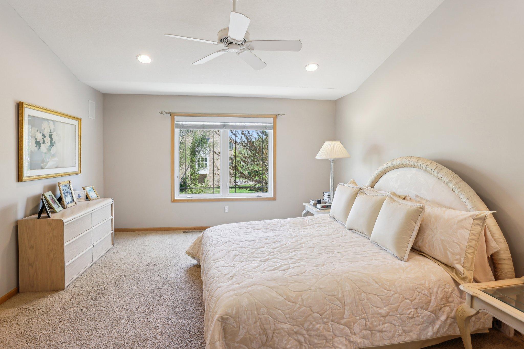 15561 Lilac Drive, Eden Prairie, Minnesota image 23
