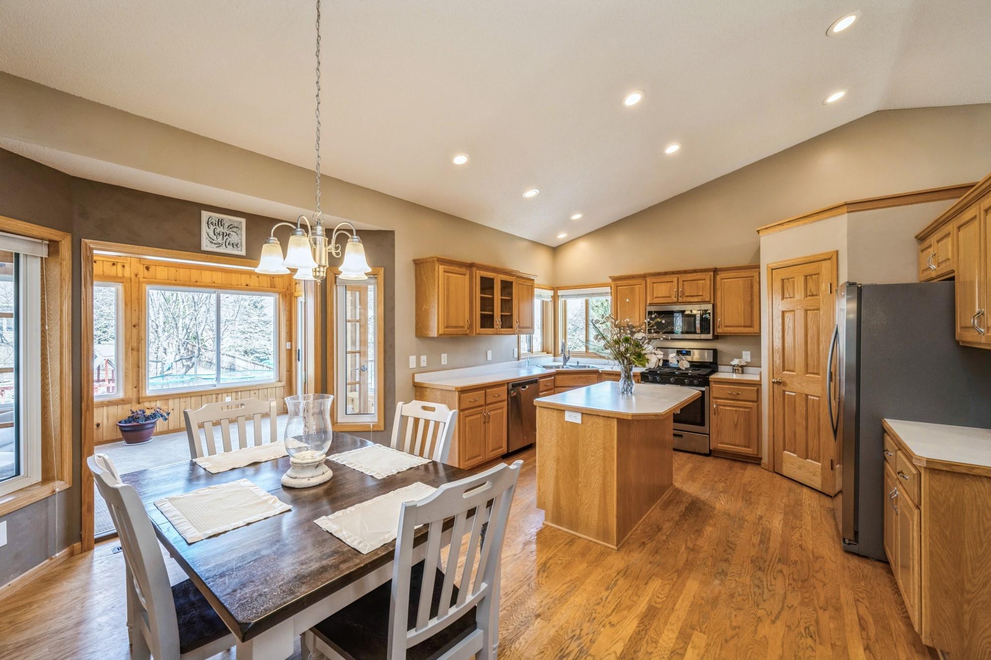 23554 Aspen Drive, Rogers, Minnesota image 7