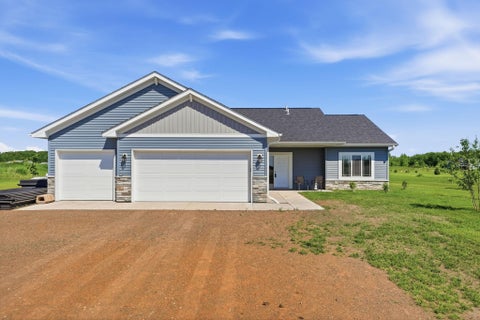 Homes For Sale - 8594 Dolphin Road<br/> Princeton, MN 55371