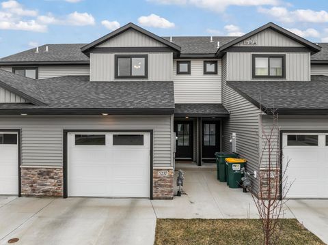 Townhouse For Sale - 5237 Harvest Square Place<br/> Rochester, MN 55901