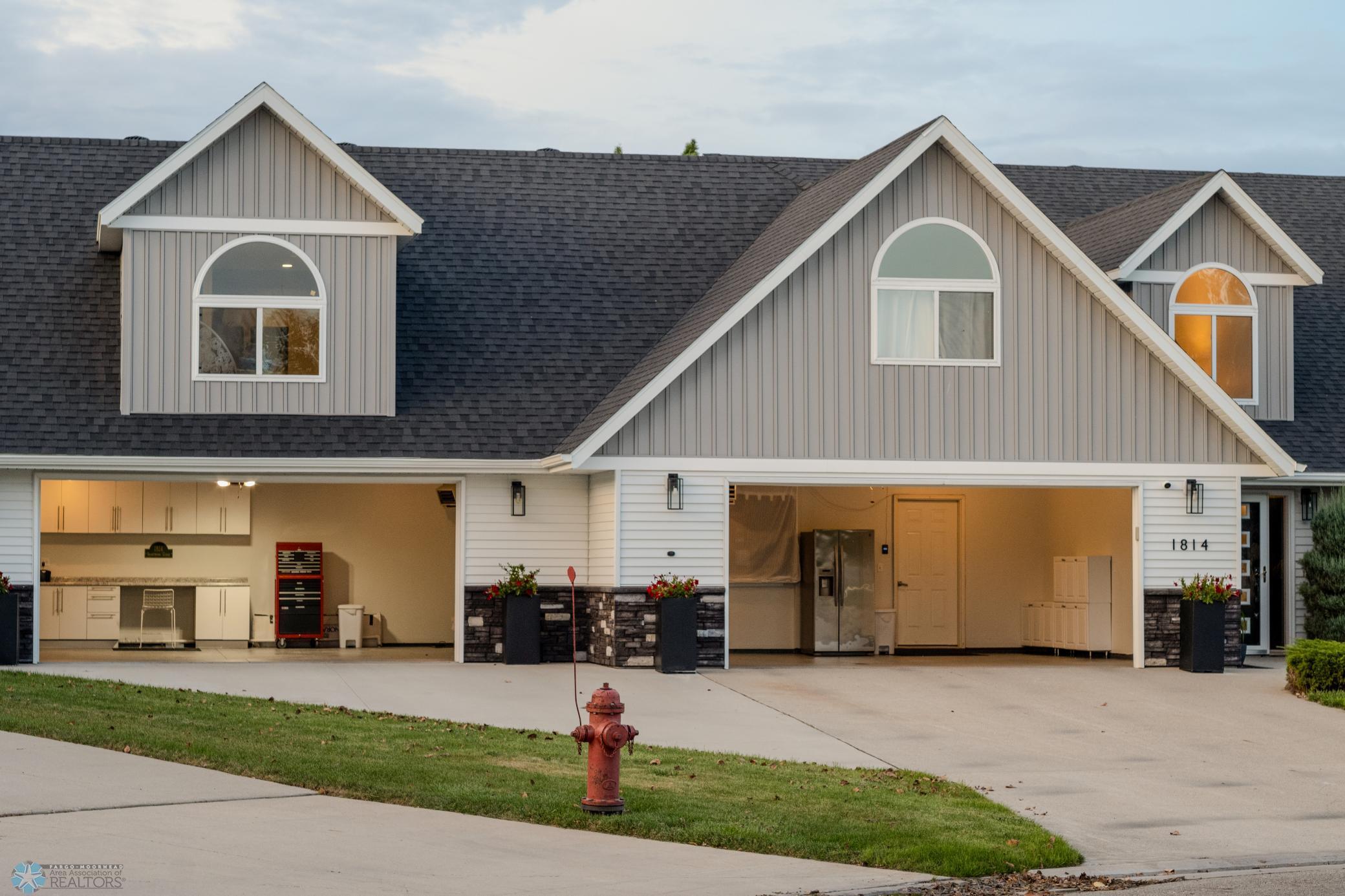 1814 Brentwood Court, West Fargo, North Dakota image 3
