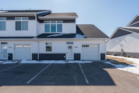 Townhouse For Sale - 417 Prairie Rose Trail<br/> Blue Earth County, Mankato, MN 56001