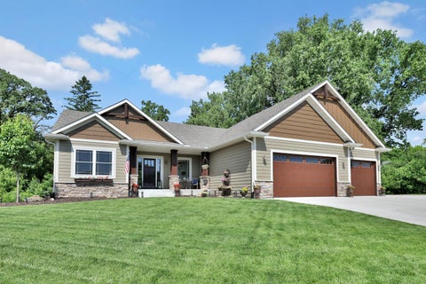 Homes For Sale - 4144 Shady Oak Road<br/> Hopkins, MN 55343